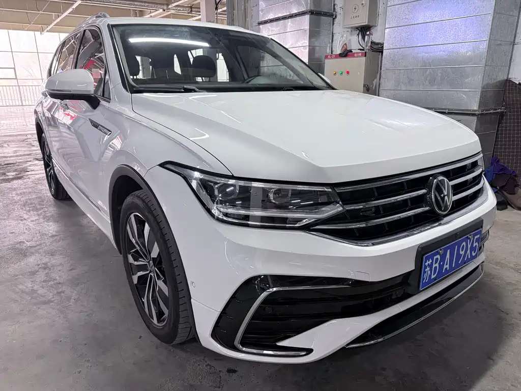 Volkswagen Tiguan L 2021 — фото 3