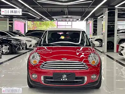 MINI MINI 2011