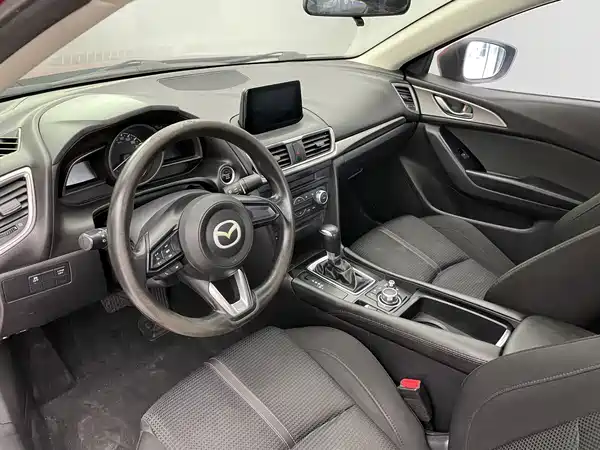 Mazda 3 Axela 2017