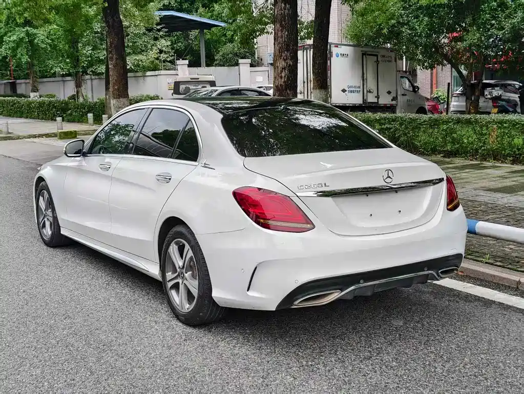 Mercedes-Benz C-Class 2019
