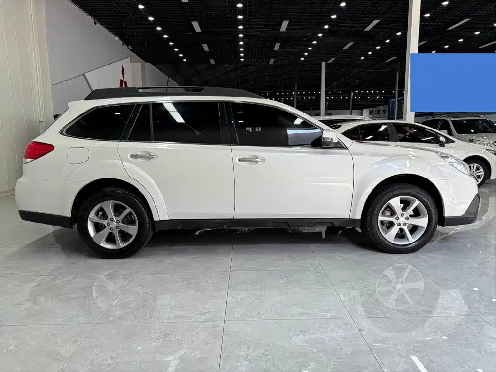 Subaru Outback 2014 — фото 8