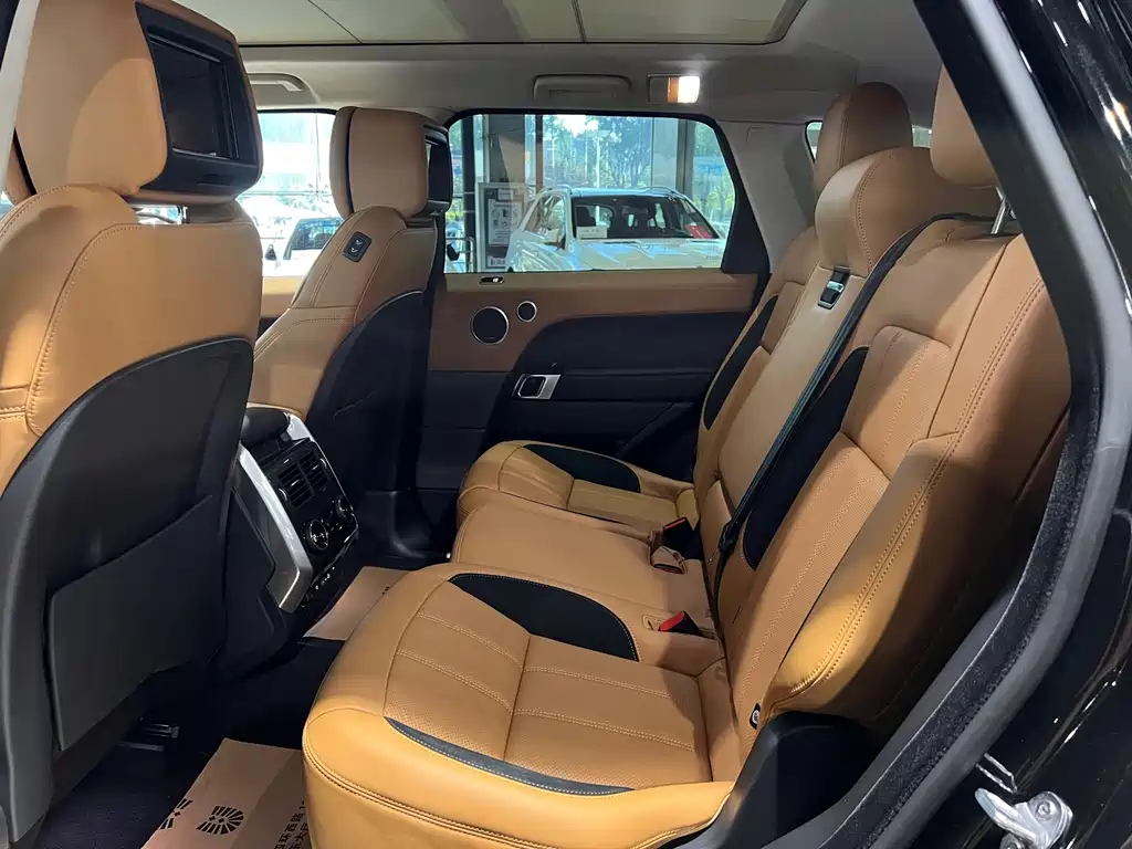Land Rover Range Rover Sport 2022 — фото 14