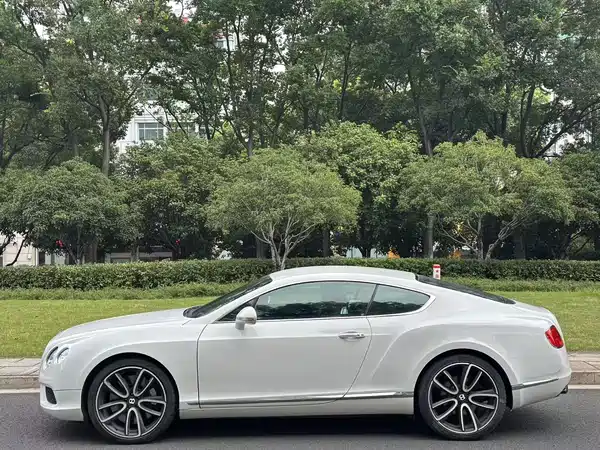 Bentley Continental 2012
