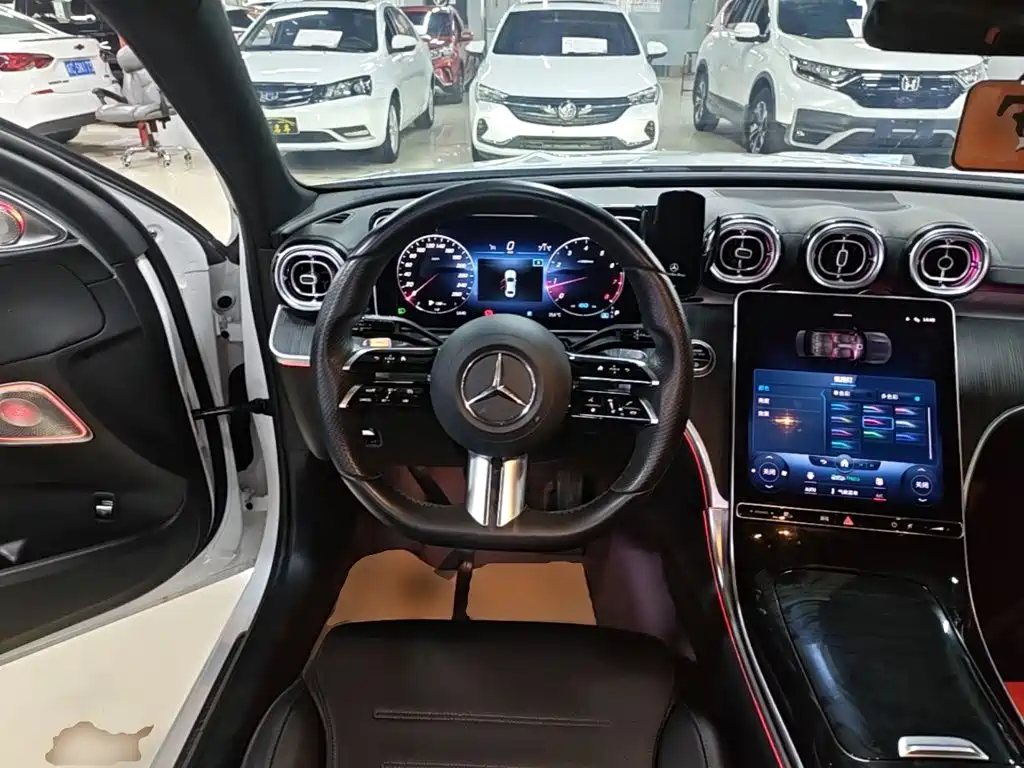 Mercedes-Benz C-Class 2022 — фото 11