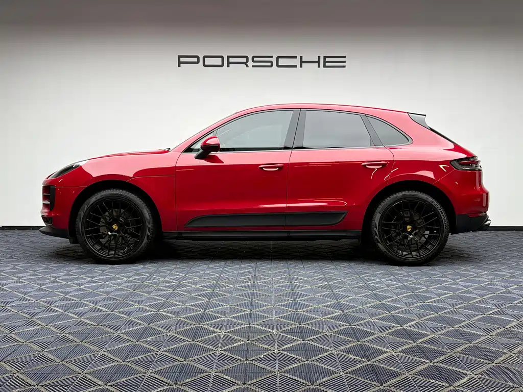 Porsche Macan 2020 — фото 13