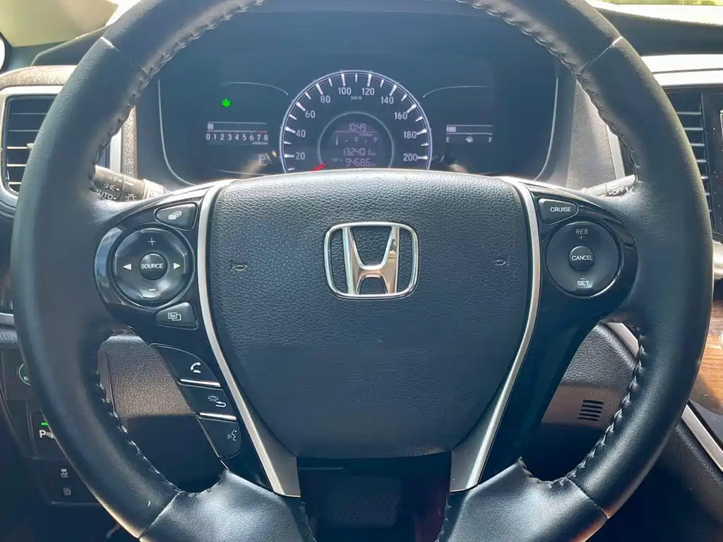 Honda Odyssey 2016 — фото 15