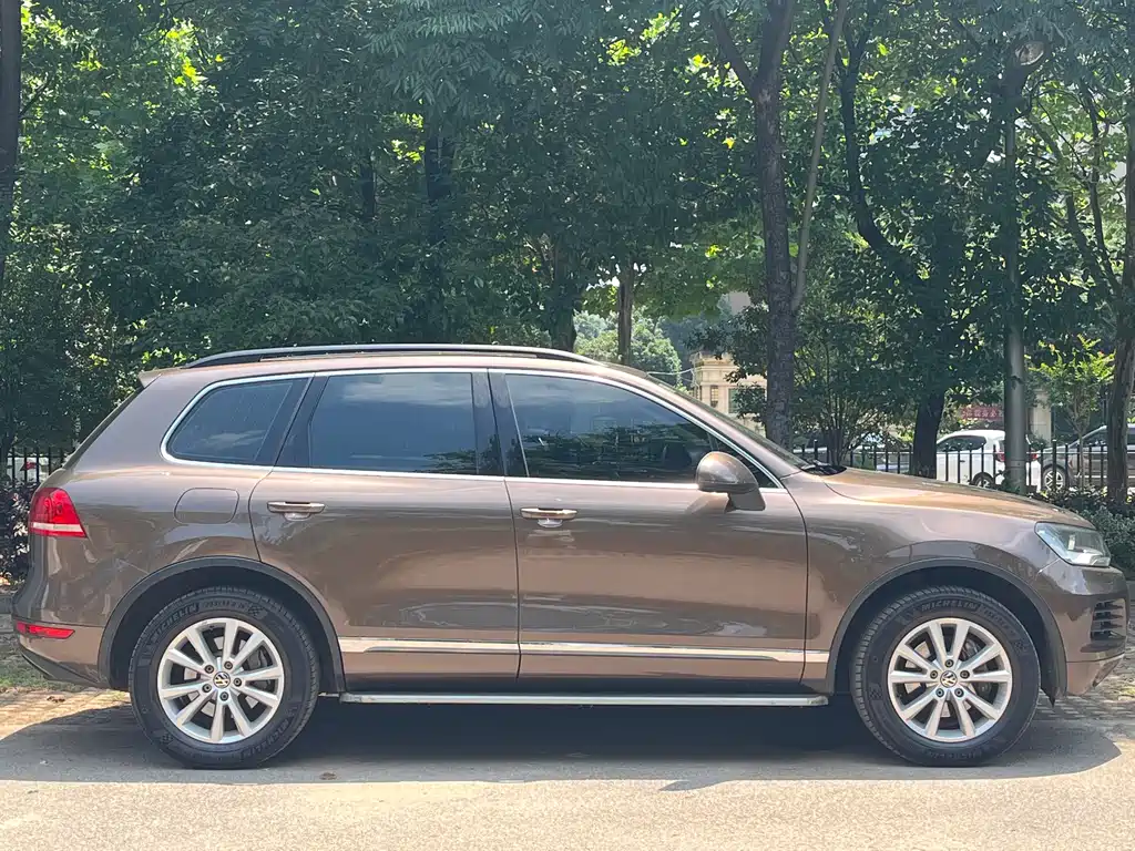 Volkswagen Touareg 2015 — фото 7