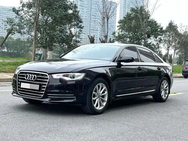 Audi A6L 2012
