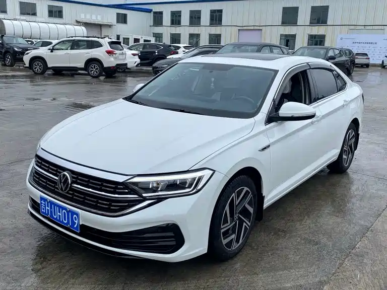 Volkswagen Sagitar 2023