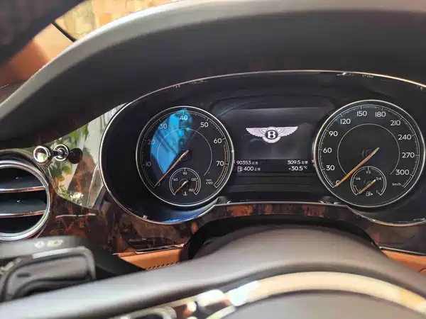 Bentley Bentayga 2017