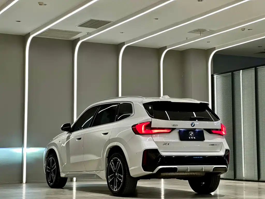 BMW X1 2024 — фото 10