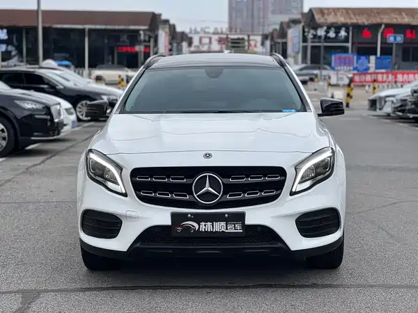 Mercedes-Benz GLA 2019
