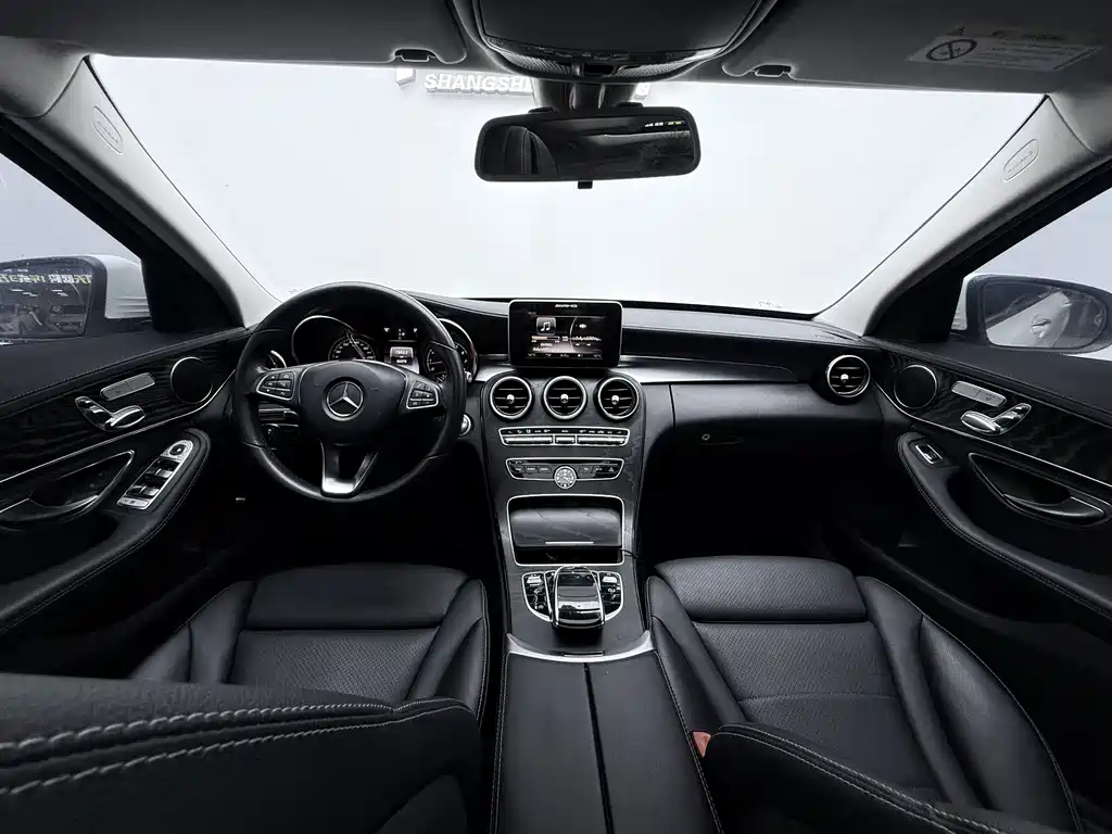 Mercedes-Benz C-Class 2018 — фото 22