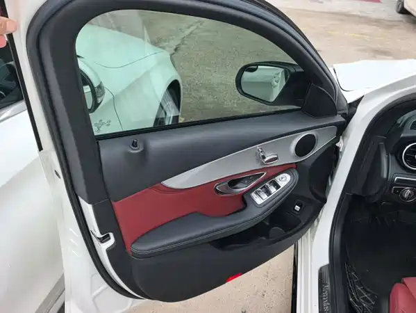 Mercedes-Benz C-Class 2019