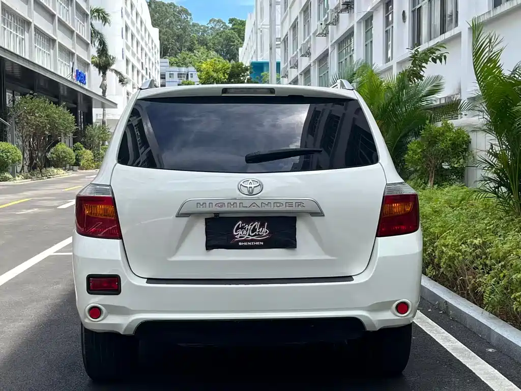 Toyota Highlander 2012 — фото 22