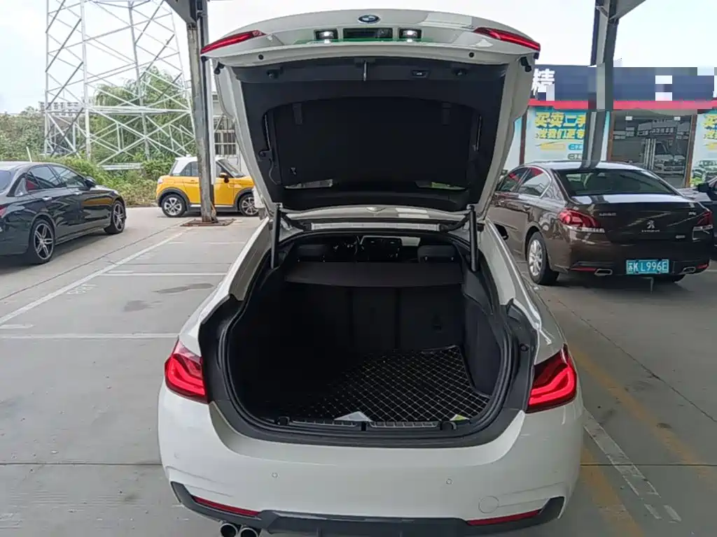 BMW 4 Series 2020 — фото 19
