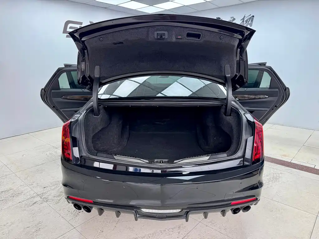 Cadillac CT6 2019 — фото 22