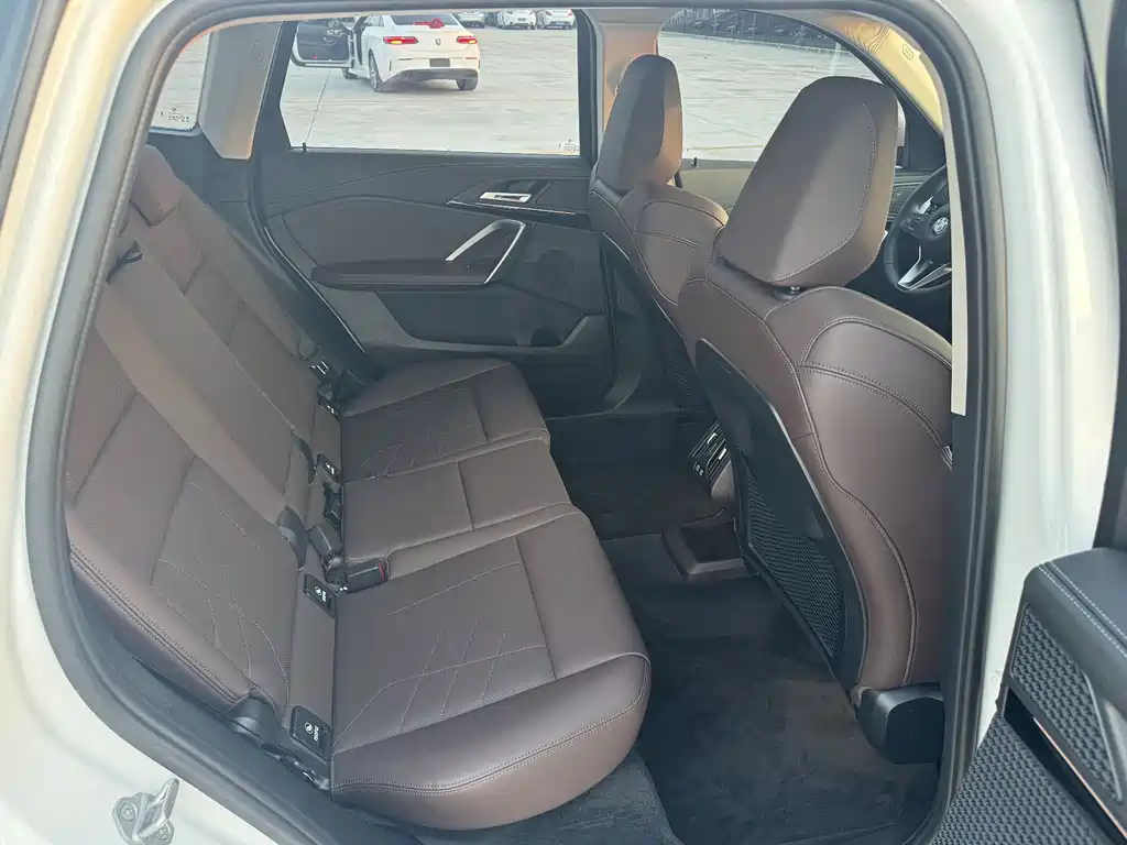 BMW X1 2023 — фото 11