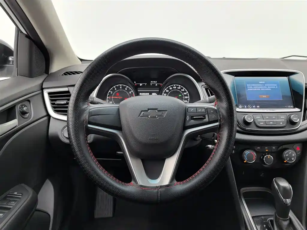 Chevrolet Monza 2019 — фото 11