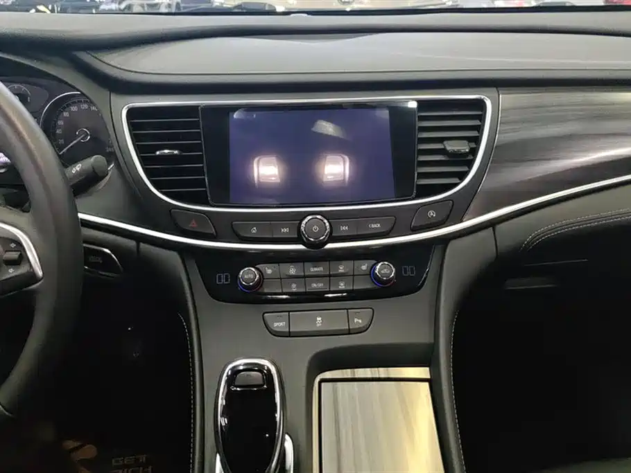 Buick LaCrosse 2020 — фото 13