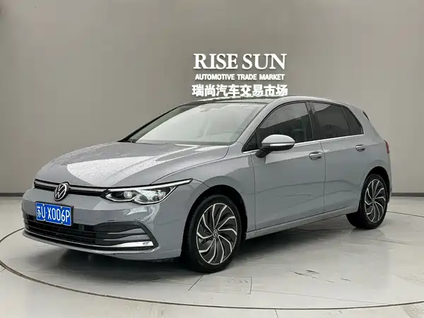 Volkswagen Golf 2023