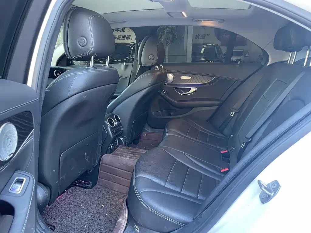 Mercedes-Benz C-Class 2020 — фото 8