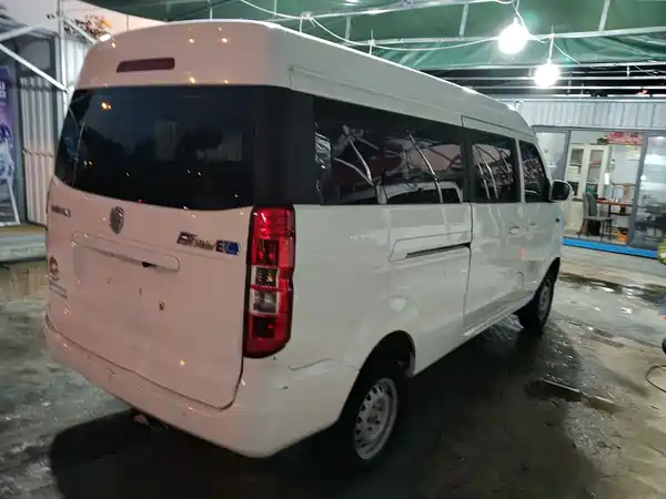 Jinbei New Hiace EV 2023