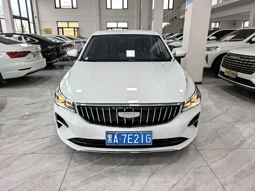 Geely Emgrand 2026