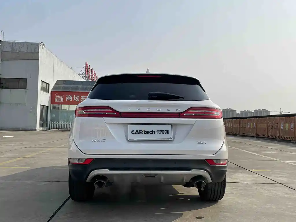 Lincoln MKC 2019 — фото 10