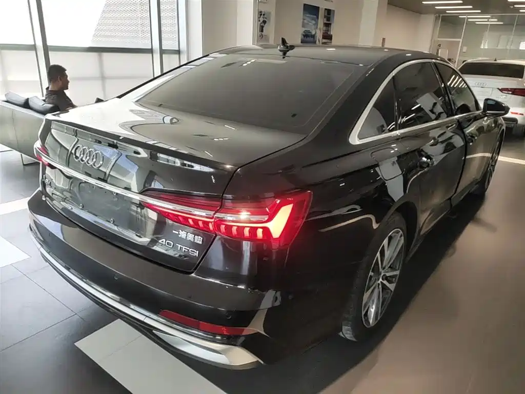 Audi A6L 2023 — фото 12