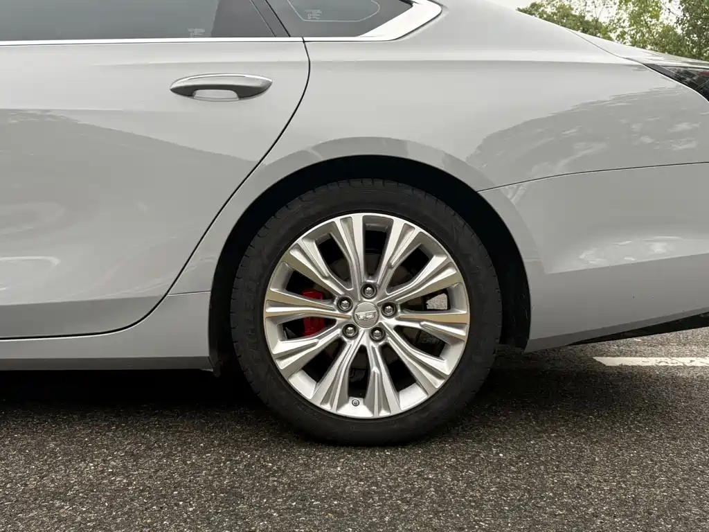 Cadillac CT6 2024 — фото 14