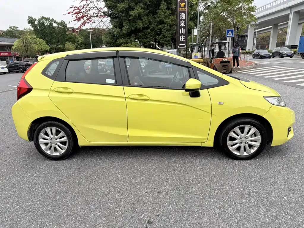 Honda Fit 2016 — фото 4