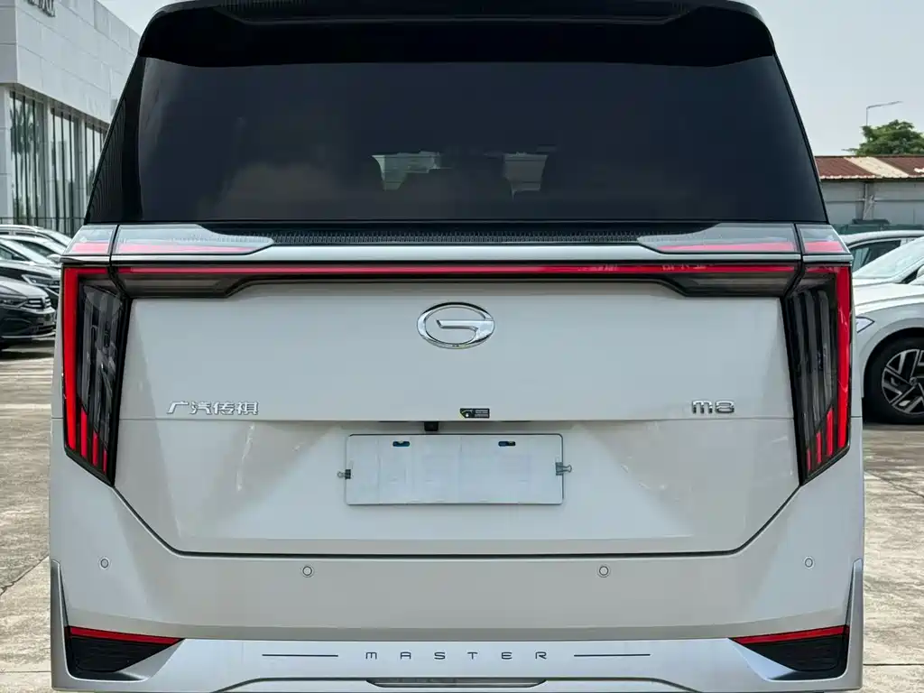 GAC Motor Trumpchi M8 2023 — фото 5