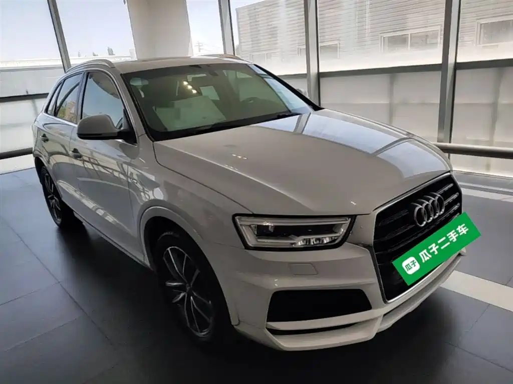 Audi Q3 2019 — фото 7