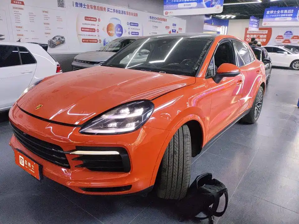 Porsche Cayenne 2021