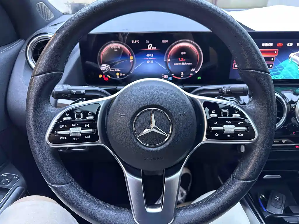 Mercedes-Benz GLA 2021 — фото 11