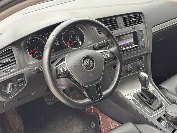 Volkswagen Golf 2016