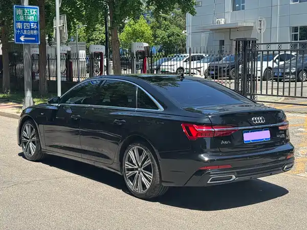 Audi A6L 2021