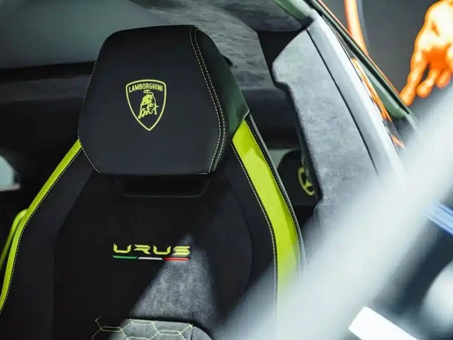 Lamborghini Urus 2021 — фото 10