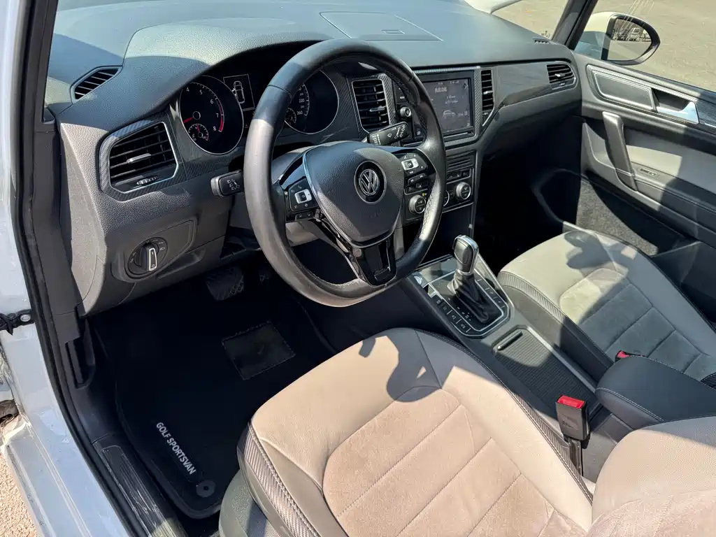 Volkswagen Golf Sportsvan 2019 — фото 13