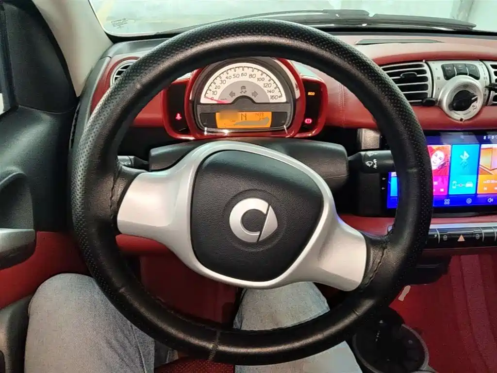 smart Fortwo 2014 — фото 11