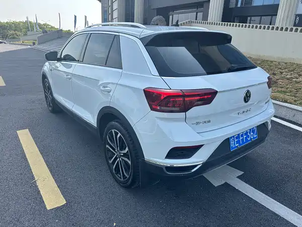 Volkswagen T-Roc 2021