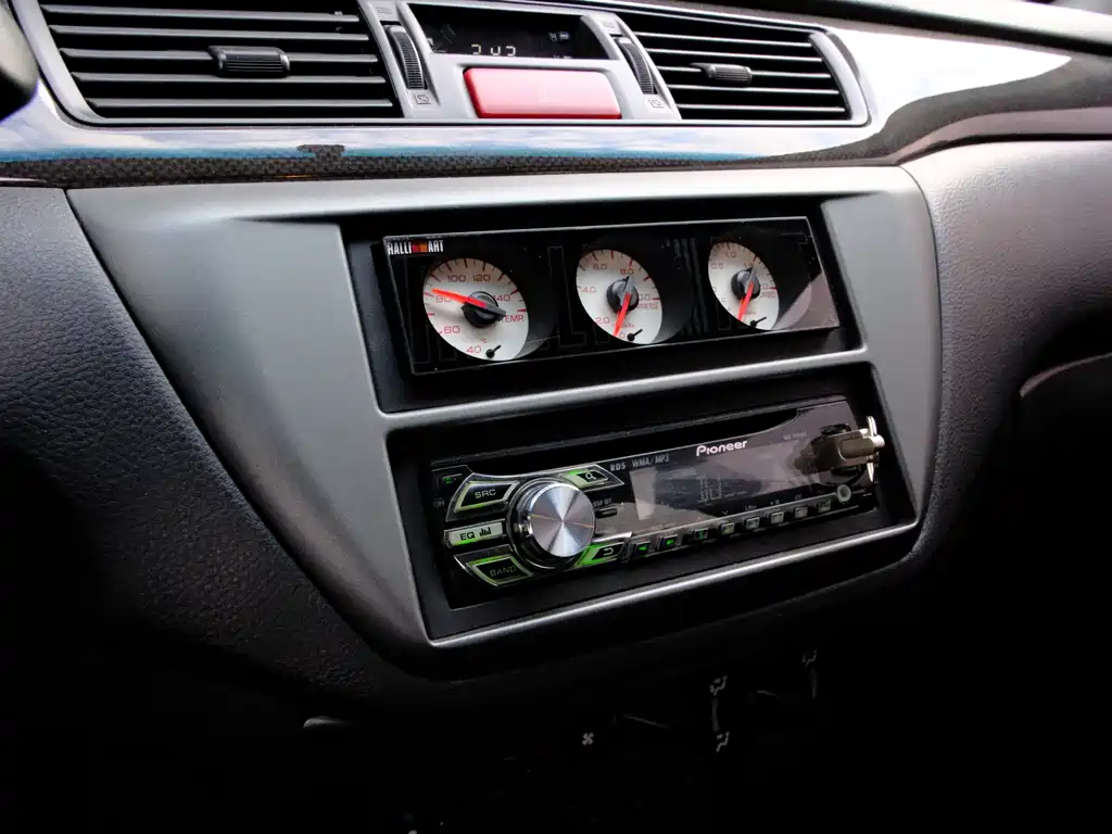 Mitsubishi Lancer 2007 — фото 11