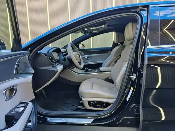 BYD Han 2025