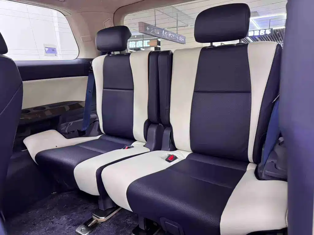 Toyota Alphard 2012 — фото 13