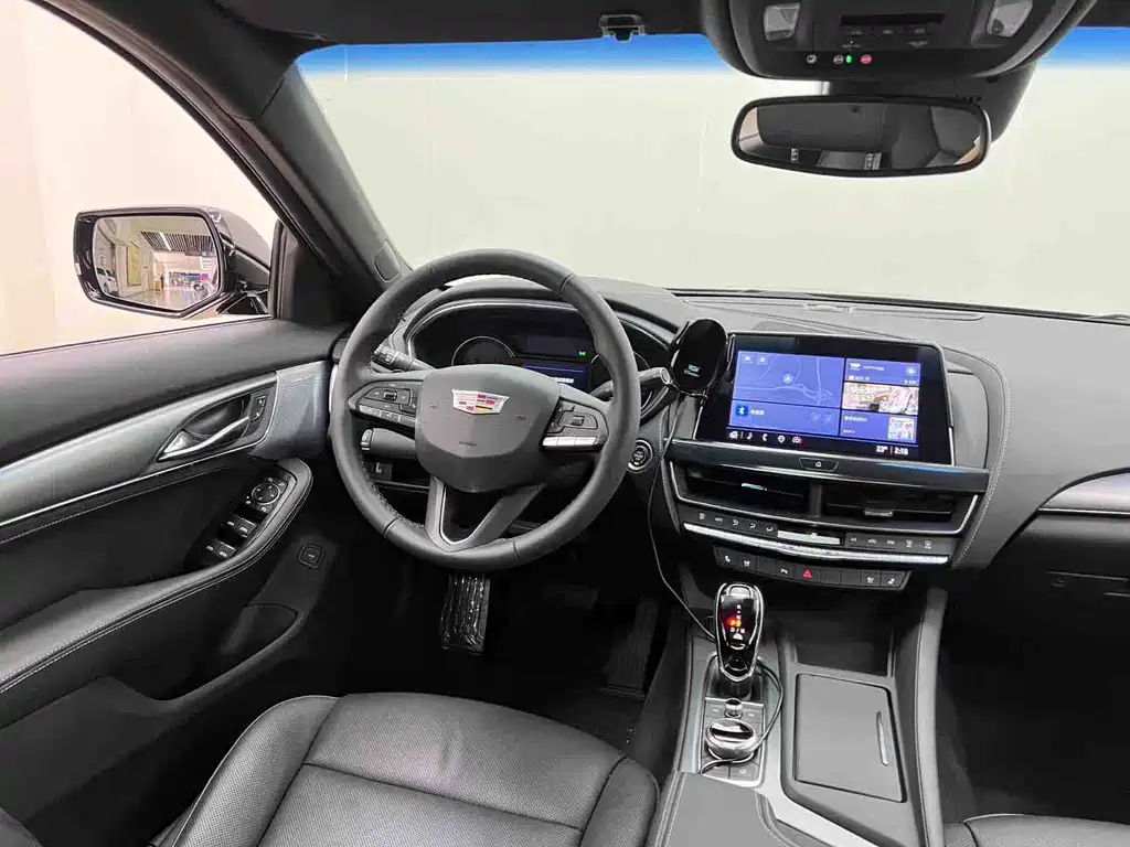 Cadillac CT5 2023 — фото 16