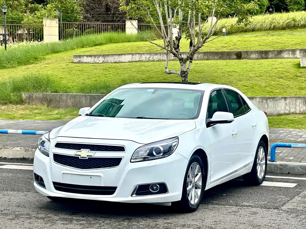 Chevrolet Malibu 2014 — фото 1