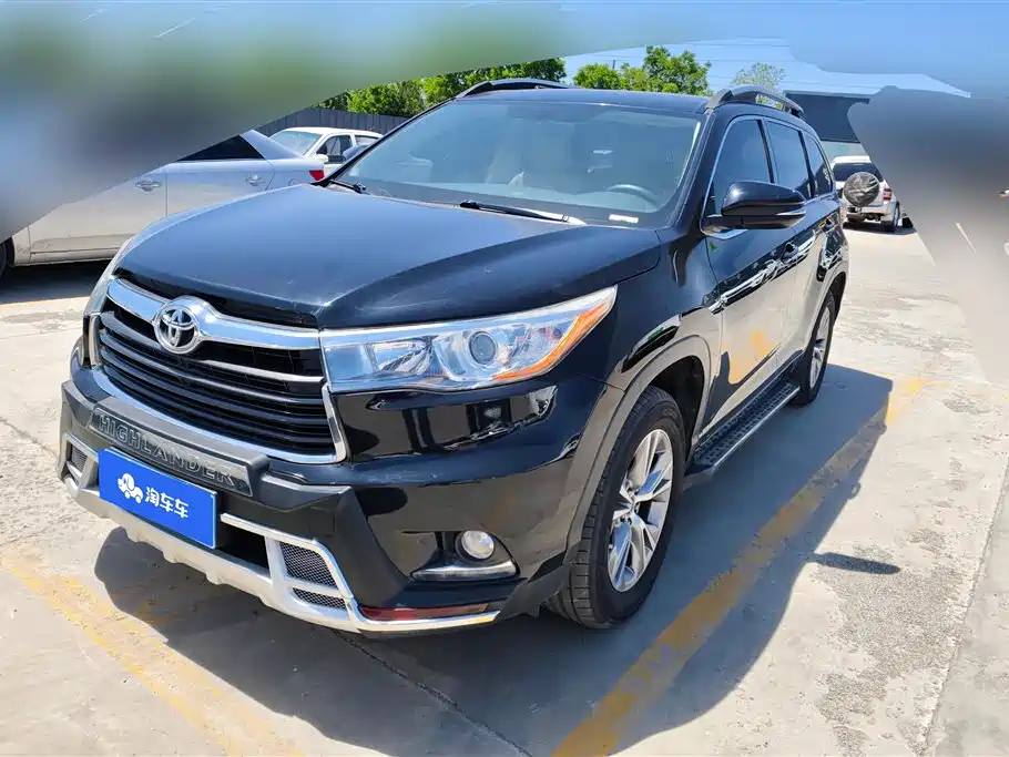 Toyota Highlander 2018 — фото 1