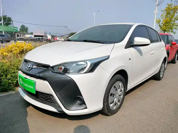 Toyota Yaris L 2020