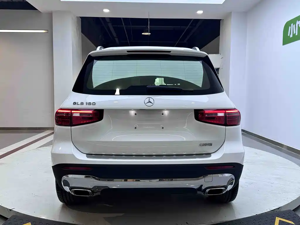 Mercedes-Benz GLB 2021